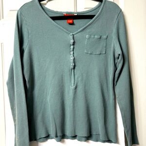 Sundance Henley, top, L, blue/gray, V-neck with 6 buttons, long sleeved Like new